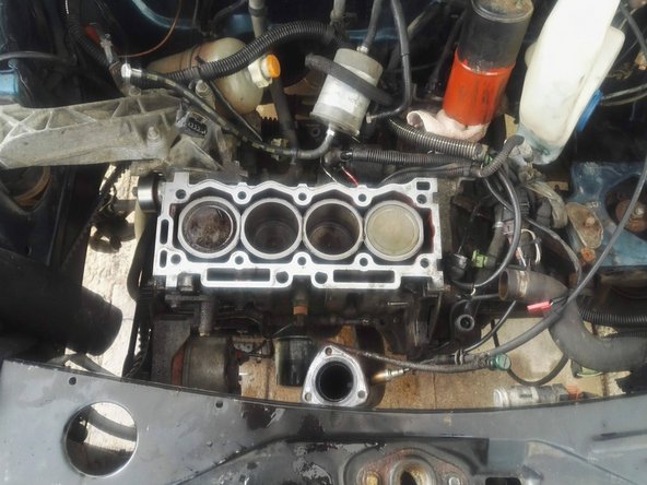 Nettoyez bien le plan de joint, il ne doit subsister aucun résidu !