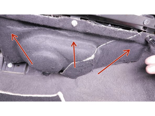 Replacer le cache ainsi que ses 3 boulons
