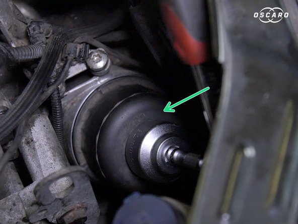 Repositionner le filtre visser le dans un premier temps à la main puis serrer le légèrement