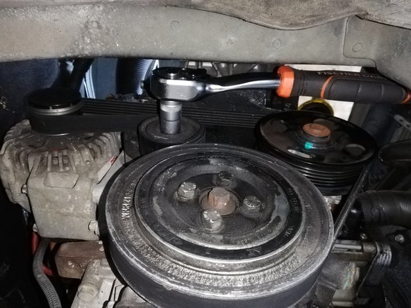 Retirer la courroie.