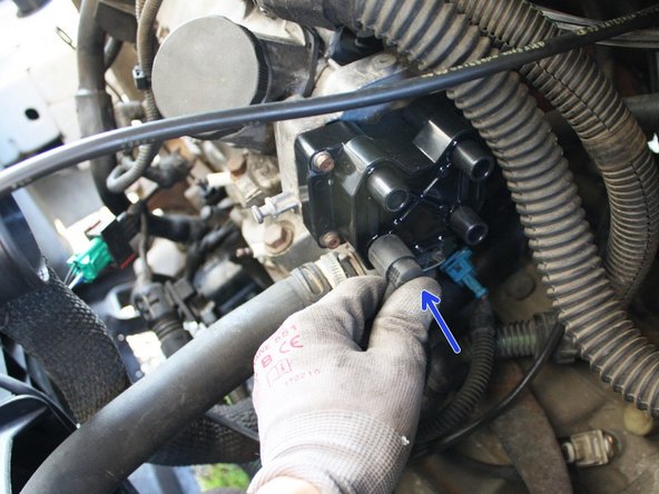 Faites de même pour le fil numéro 3 puis le 2 et enfin le 1.