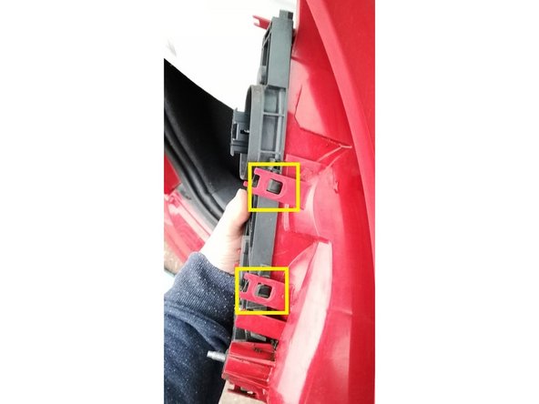 Et vérifier que les 6 clips sont correctement mis.