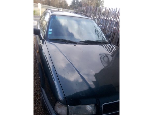 Baissez et montez le capot plusieurs fois pour vérifiez