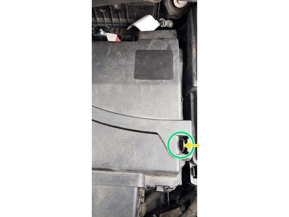 Vérification le bon clipsage de la pièce.