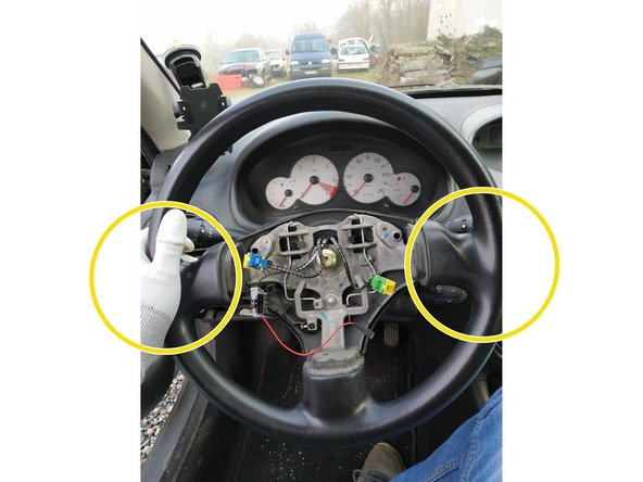 bouger le volant jusqu'à le déloger