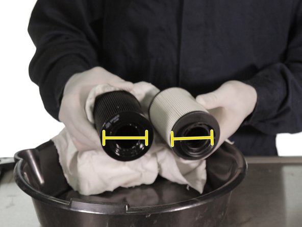 Comparer l'ancien et le nouveau filtre à carburant (longueur,circonférence)
