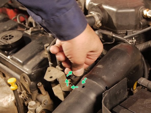 
Turn 90&deg; to lock it
