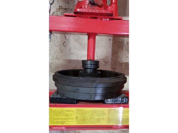 Le 1er disque en contact avec le roulement mesure 48mm de diamètre.