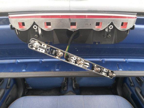 Placer les ampoules neuves