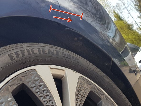 cette vis fait la jonction entre la carrosserie et le pare choc.