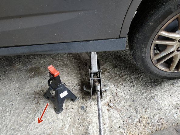 lever la voiture et retirer la chandelle