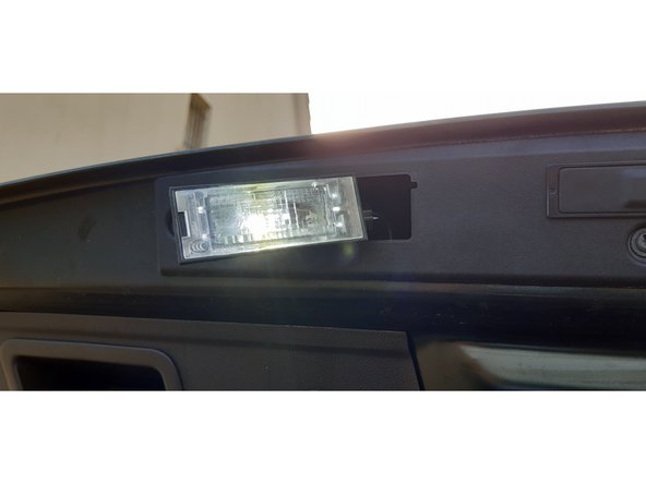 Mise sous tension en allumant les veilleuses.