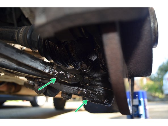 Il vous faudra nettoyer toutes les zones enduites de graisse.