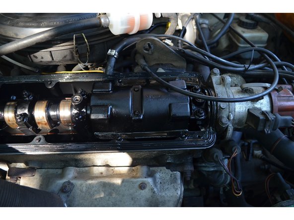 Replacez le carter en plastique.