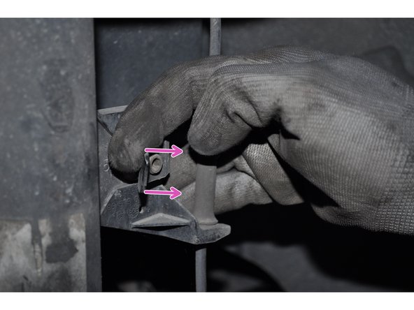 Mise en sécurité du véhicule : démontage et remontage de la roue