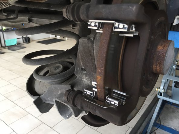 Monter les nouvelles plaquettes