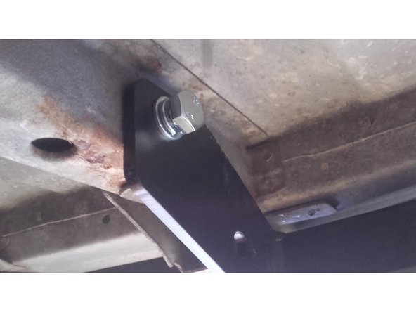 Une fois l'ensemble positionné vous pouvez réaliser le serrage final