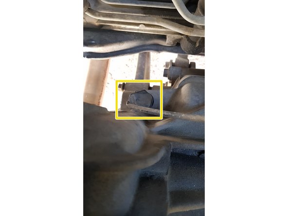 Débranchez le capteur en tirant dessus.