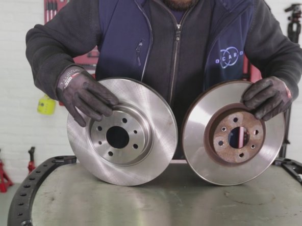 Comparer votre ancien et nouveau disque de frein(hauteur,largeur)