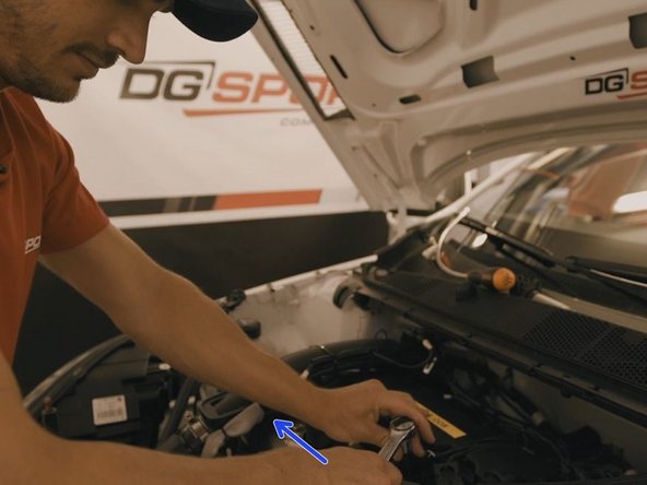 Finir de serrer à l'aide du cliquet