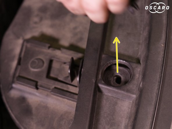 Dégrafer et retirer la prise d'air