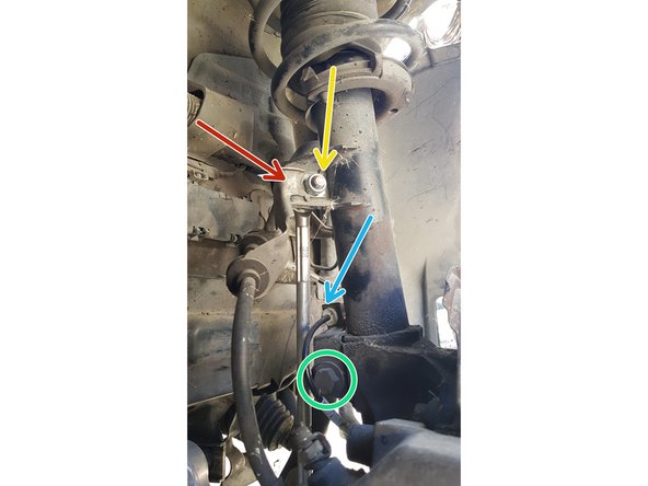 Avec une douille de 17mm retirez l'écrou