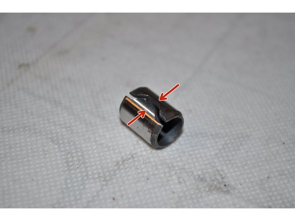 Récupérer le centreur sur l'ancien démarreur et le placer sur le nouveau