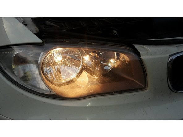 Allumer le phare pour verifier son bon fonctionnement.