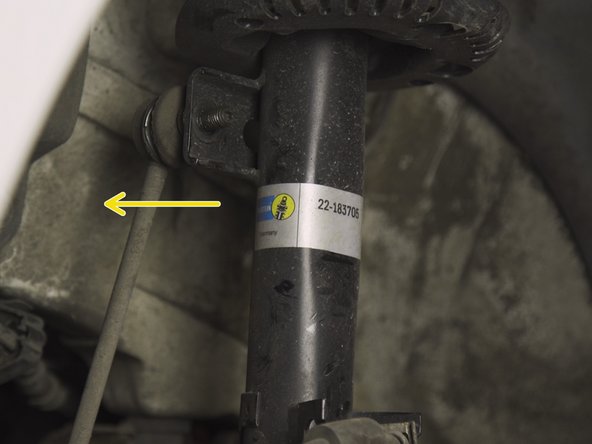 Sortir la tige filetée de la jambe de force