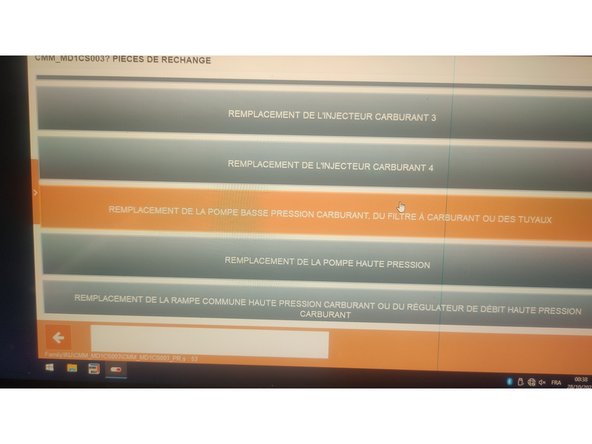On va effectuer une autre procédure. Cette fois-ci, on va aller dans &quot;RÉPARATION&quot; =&gt; &quot;PACK DE RÉPARATION&quot; =&gt; PIÈCE DE RECHANGE&quot; =&gt; &quot;INTERVENTION SUR LE CIRCUIT DE CARBURANT&quot; =&gt;REMPLACEMENT DE LA POMPE BASSE PRESSION CARBURANT, DU FILTRE À CARBURANT OU DES TUYAUX&quot;.