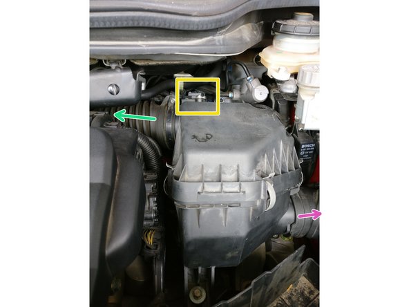 Une fois le collier desserrer, vous pouvez déconnecter la sortie d'air en tirant dessus