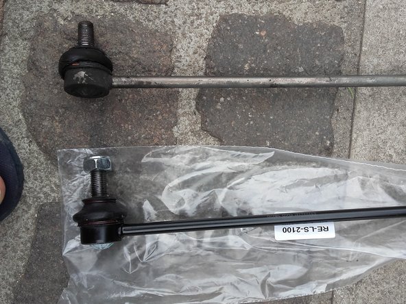 Effectuer une vérification visuel des pièces afin de vérifier qu'elles correspondent bien avant le montage de la nouvelle pièce.