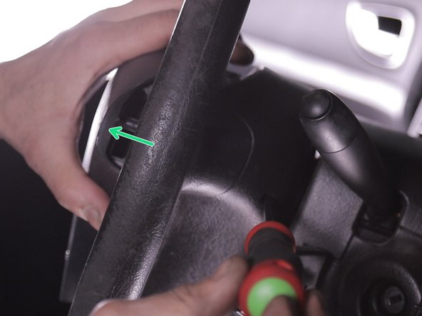 Pousser sur le tournevis