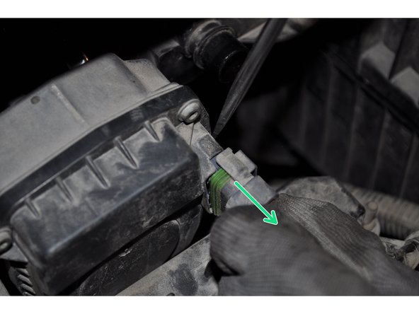 Déposer la fiche sur le résonateur d'air.