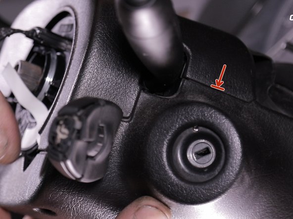 Emboîter les deux coquilles en appuyant dessus