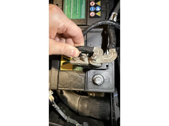 Débrancher la borne - de la batterie