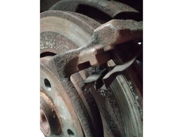 Enlever les plaquettes et les supports de plaquettes.