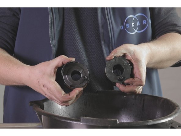 Comparer l'ancien et le nouveau filtre à huile(hauteur,longueur).