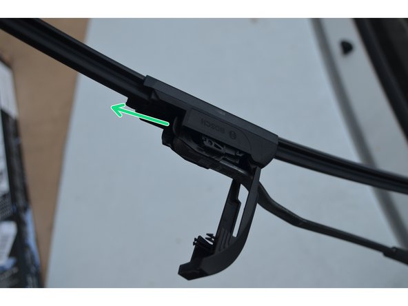 Poussez-le jusqu'à la butée.