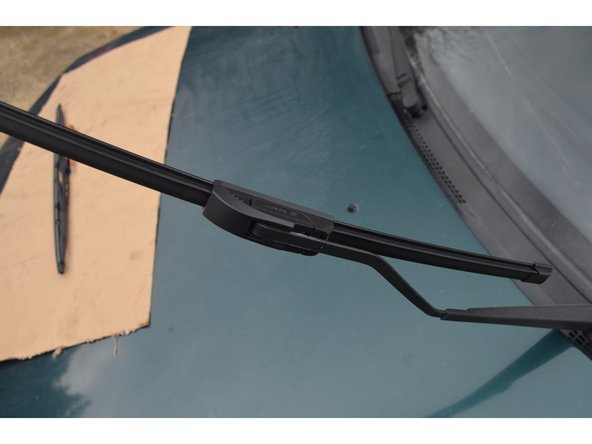 Refermez le boîtier.