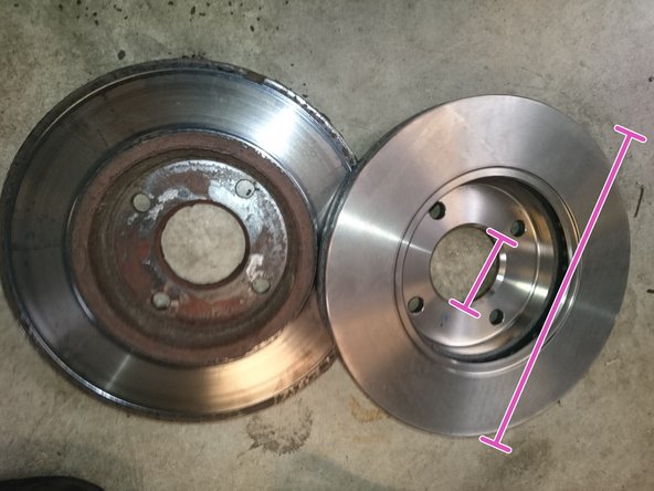 Pour ne pas risquer d’abîmer le piston ou son soufflet il faut utiliser un repousse piston.