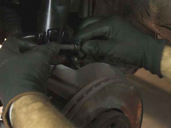 Replacer la pâte de fixation du flexible de frein