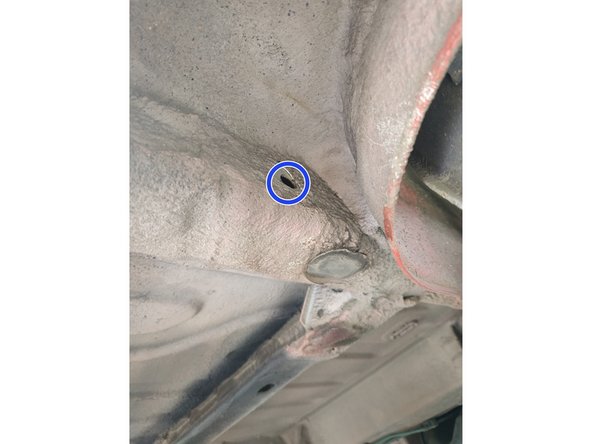 dégager le trou dans le longeron