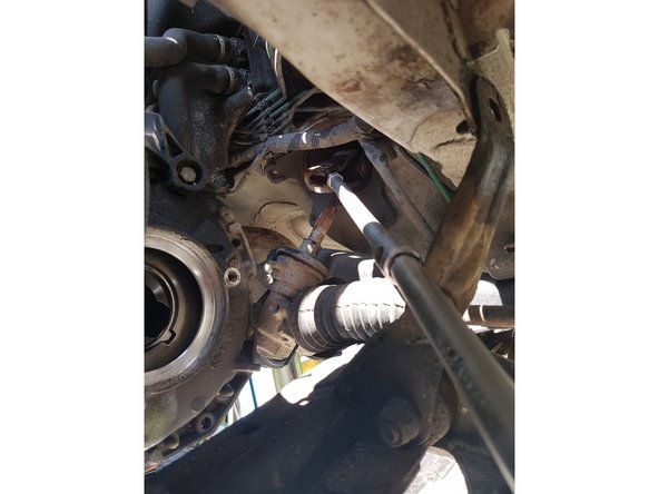 - le cable d'embrayage