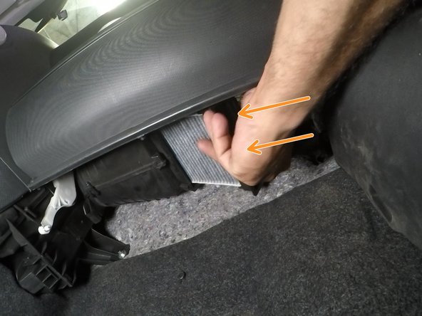 S'assurer que le filtre soit bien inséré