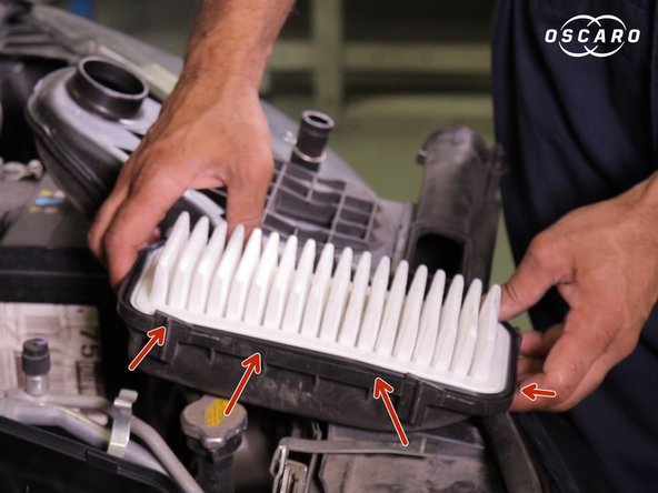 Bien vérifier que le filtre à air soit bien insérer