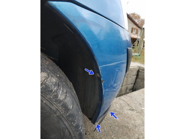 présenter le passage de roue correctement, visser les 2 vis de fixation, clé torx T20 et mettre le clip en place (voir étapes 2 et 3 si besoin)