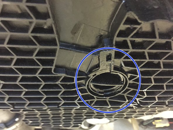 Deviser le bouchon de vidange