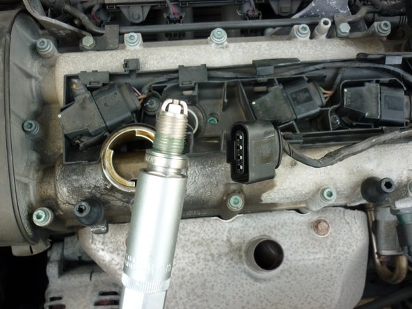 Comparez les bougies et vérifiez la compatibilité.