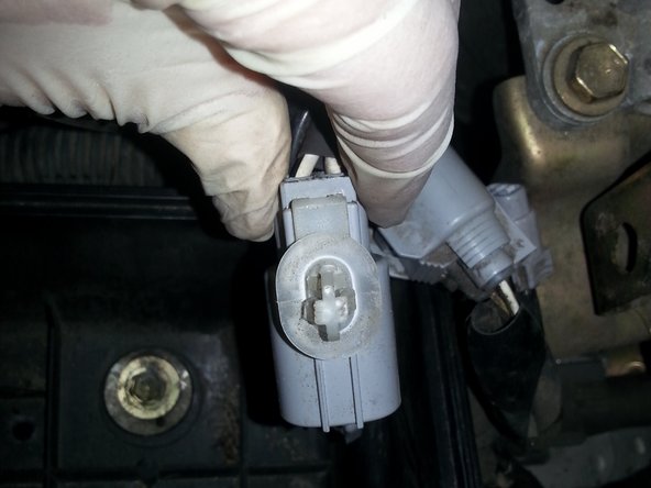 déclipser les 2 fiches électriques